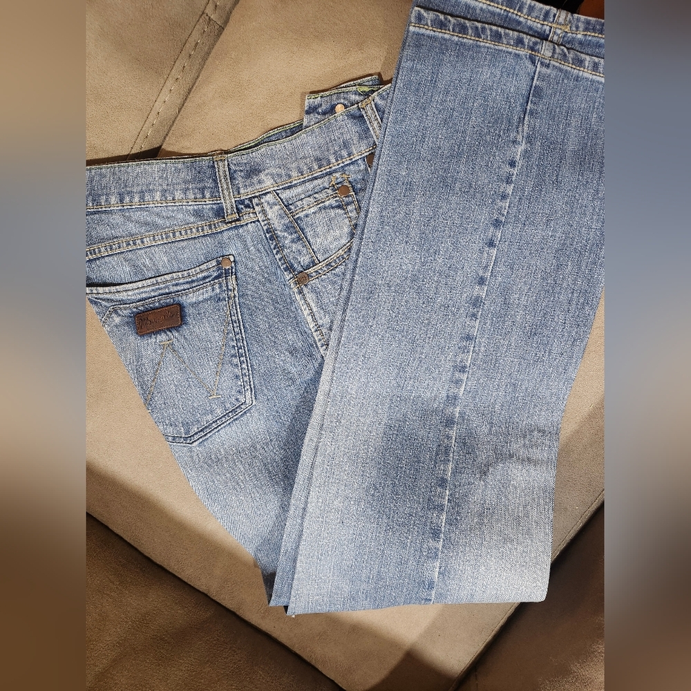 Wrangler Men's Slim Straight Jeans - Light Blue